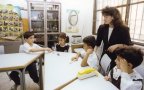 Teaching small groups plays an important role in education.